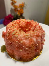 Load image into Gallery viewer, 4pk Strawberry Crunch Bundt