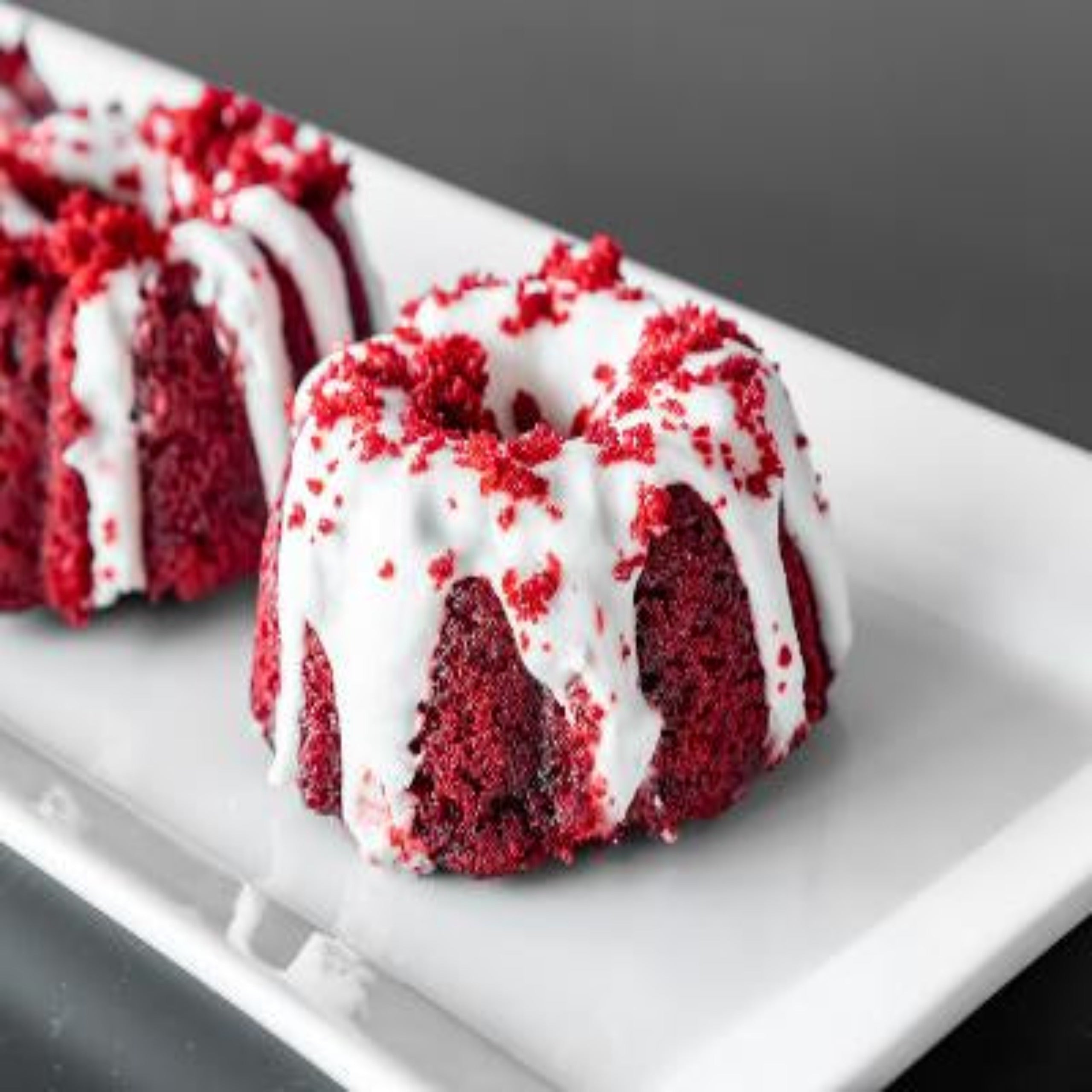 Mini Red Velvet Bundt Cakes
